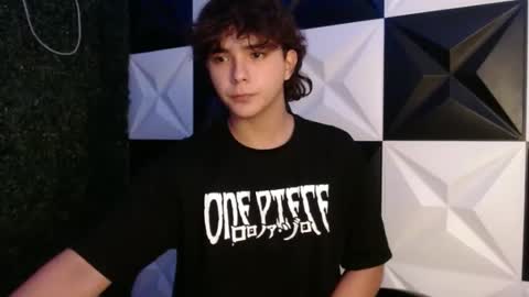 Snapshot of dani_cumboy chatting on March 7, 2025, 2:36 am dani_cumboy online show from March 7, 2025, 2:36 am