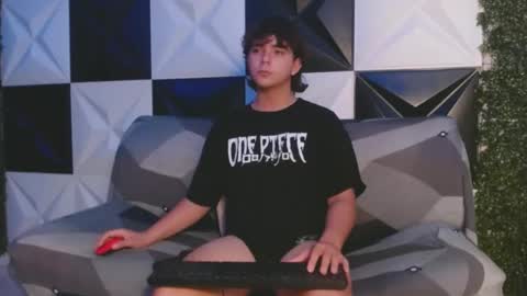 Snapshot of dani_cumboy chatting on March 9, 2025, 6:06 am dani_cumboy online show from March 9, 2025, 6:06 am