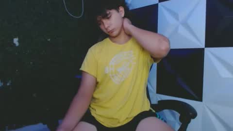 Snapshot of dani_cumboy chatting on March 10, 2025, 6:16 am dani_cumboy online show from March 10, 2025, 6:16 am