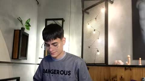 dani_mc online show from December 22, 2025, 11:29 am