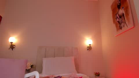 Hi I am Dani online show from February 4, 2025, 5:45 pm