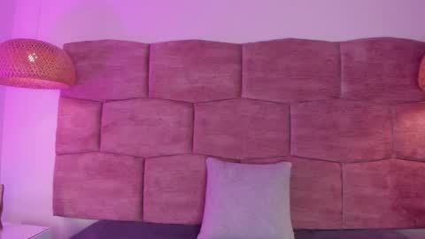   online show from March 19, 2026, 2:48 am