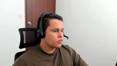 Snapshot of danicutexxx chatting on September 30, 2025, 6:57 pm danicutexxx online show from September 30, 2025, 6:57 pm