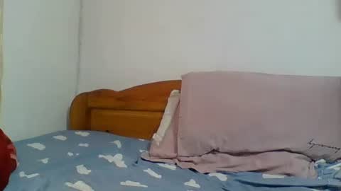 danie80704 online show from October 25, 2025, 7:27 am