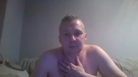 Snapshot of daniel0028 chatting on September 14, 2025, 2:33 am dan online show from September 14, 2025, 2:33 am