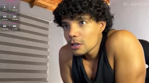 Snapshot of daniel0910s chatting on October 25, 2025, 11:10 pm Daniel online show from October 25, 2025, 11:10 pm