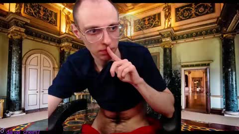 Daniel9121 online show from March 10, 2025, 12:15 pm