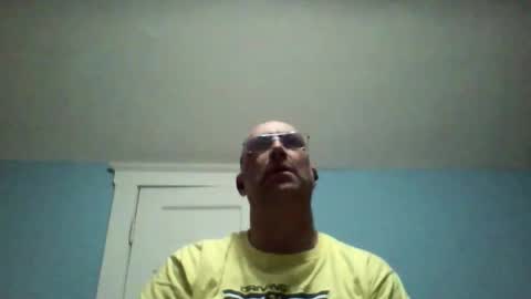 Snapshot of daniel_lbc chatting on October 26, 2025, 11:09 pm Daniel online show from October 26, 2025, 11:09 pm