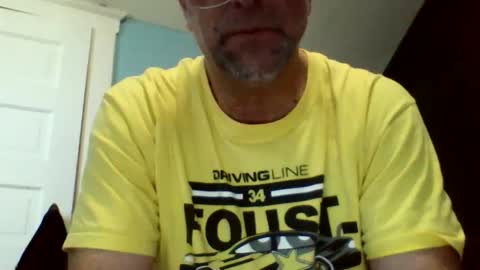 Snapshot of daniel_lbc chatting on November 24, 2025, 5:34 pm Daniel online show from November 24, 2025, 5:34 pm