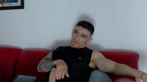 Snapshot of daniel_ova chatting on May 4, 2026, 6:26 pm Sexy Dani online show from May 4, 2026, 6:26 pm