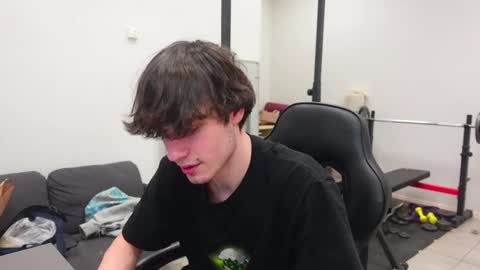 DANIEL SHAWN online show from February 18, 2026, 10:28 pm