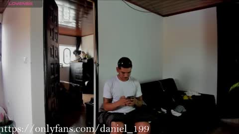 Dani  online show from February 4, 2025, 6:38 pm