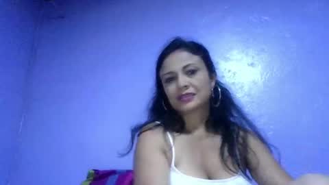 daniela_love1 online show from March 22, 2026, 8:23 pm