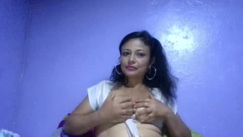 daniela_love1 online show from April 15, 2026, 12:50 am