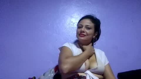daniela_love1 online show from May 19, 2026, 1:56 am