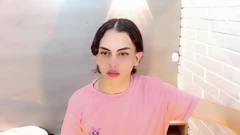 daniela_pink_ online show from November 23, 2025, 5:57 pm