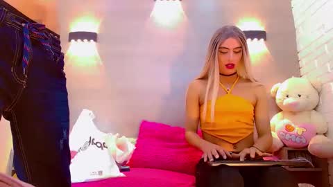 daniela_pink_ online show from January 13, 2026, 9:09 pm