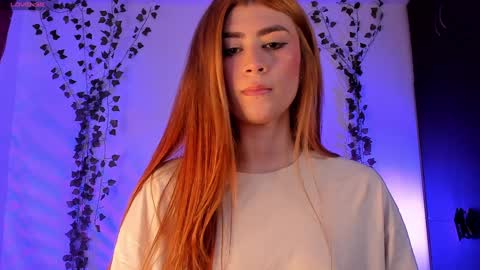 Snapshot of daniela_saenz1 chatting on January 26, 2025, 5:23 am Dani Saenz online show from January 26, 2025, 5:23 am