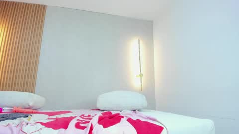 daniela_sage online show from May 1, 2026, 5:01 am