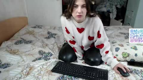 Daniela Cooper online show from March 3, 2026, 7:47 am