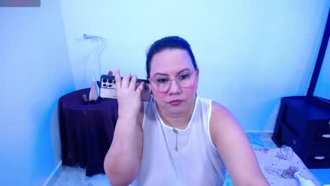 dayanna online show from March 23, 2026, 7:51 pm