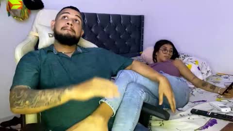 danielaw777 online show from October 25, 2025, 4:42 am