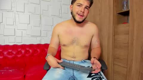 DANIEL online show from November 8, 2025, 9:46 pm