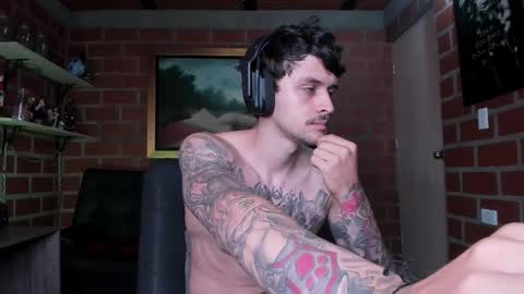 Daniele Bunny online show from November 1, 2025, 4:42 pm