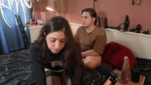 Sonya and  Tom online show from May 20, 2026, 2:45 pm