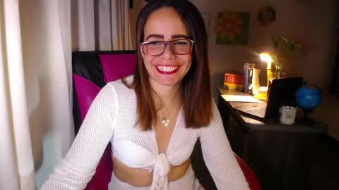 Angie online show from May 25, 2026, 2:12 pm