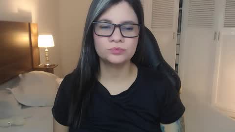 daniellerain online show from April 28, 2026, 9:31 pm