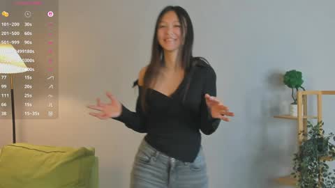 Snapshot of danielleschurg chatting on February 23, 2026, 7:11 pm Jessica online show from February 23, 2026, 7:11 pm