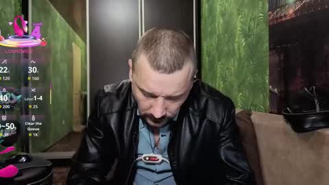 DanieloCool online show from October 1, 2025, 5:57 am