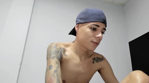 Snapshot of danielsanta_18 chatting on February 27, 2026, 4:29 pm danielsanta188 online show from February 27, 2026, 4:29 pm