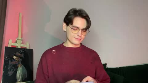 danieltuckerr online show from November 11, 2025, 8:42 pm