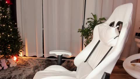 Daniela  online show from December 27, 2024, 11:31 pm