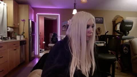 Snapshot of danikawhite69 chatting on December 19, 2024, 8:45 am DanikaWhite69 online show from December 19, 2024, 8:45 am