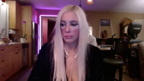 Snapshot of danikawhite69 chatting on December 28, 2024, 11:19 am DanikaWhite69 online show from December 28, 2024, 11:19 am