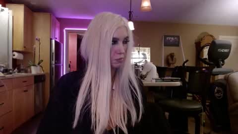 Snapshot of danikawhite69 chatting on January 8, 2025, 7:34 am DanikaWhite69 online show from January 8, 2025, 7:34 am