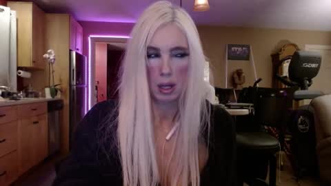Snapshot of danikawhite69 chatting on January 12, 2025, 9:08 am DanikaWhite69 online show from January 12, 2025, 9:08 am