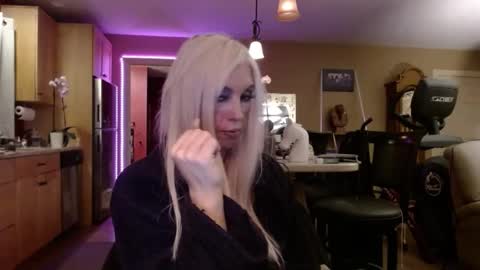 Snapshot of danikawhite69 chatting on January 21, 2025, 9:03 am DanikaWhite69 online show from January 21, 2025, 9:03 am