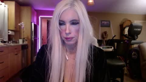 Snapshot of danikawhite69 chatting on January 26, 2025, 10:23 am DanikaWhite69 online show from January 26, 2025, 10:23 am