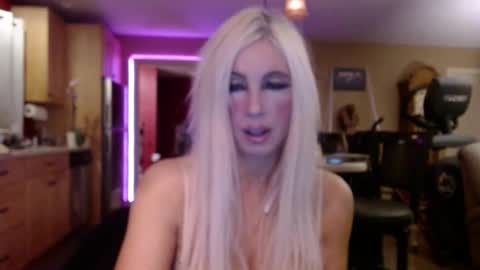 Snapshot of danikawhite69 chatting on February 5, 2025, 4:06 am DanikaWhite69 online show from February 5, 2025, 4:06 am
