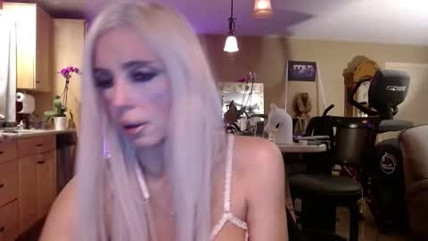 DanikaWhite69 online show from January 9, 2026, 11:13 am