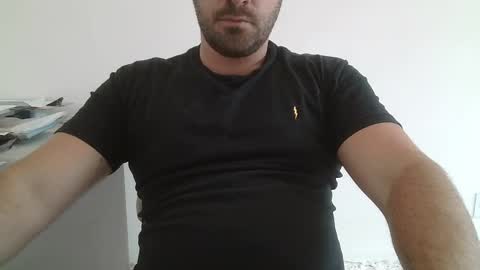 Snapshot of danioli614 chatting on October 29, 2025, 4:09 pm Dani Oli online show from October 29, 2025, 4:09 pm