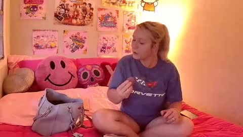Dani And Daddy online show from May 27, 2026, 12:29 am