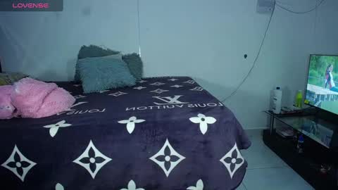 danisabrownn online show from January 12, 2025, 1:58 pm