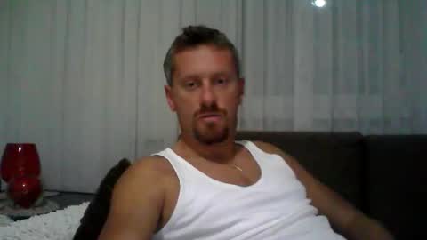 Snapshot of danisami12345 chatting on November 6, 2025, 7:48 pm daniel online show from November 6, 2025, 7:48 pm