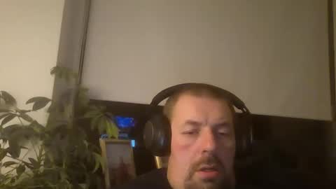 danishman1980 online show from November 16, 2025, 12:38 am