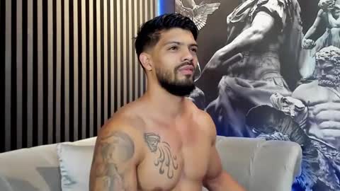 Snapshot of dann_saenz chatting on January 1, 2025, 2:31 pm Dann saenz online show from January 1, 2025, 2:31 pm